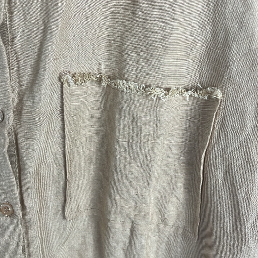 How me your mumu medium oversized button up - Picture 6 of 8